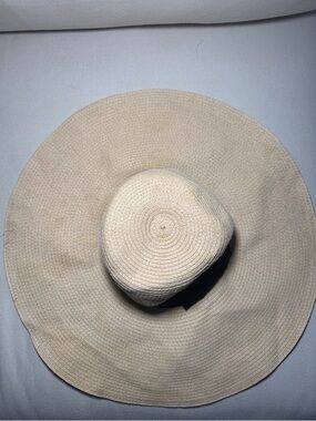 Target Wide-Brim Straw Sun Hat - Beige